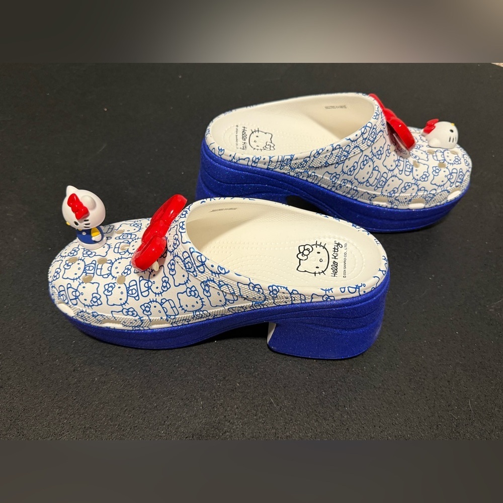 NWOT Crocs Hello Kitty 50th Anniversary Blue Glitter Siren Clogs - Picture 7 of 9